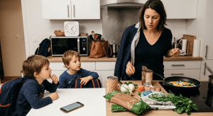Repas végétarien rapide préparé en moins de 20 minutes pour un soir de semaine chargé